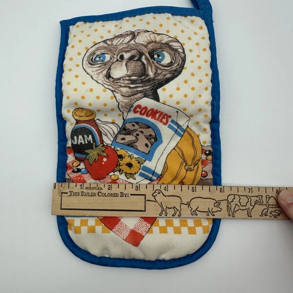 Vintage 1982 ET The Extra Terrestrial Oven Mitt Blue Quilted Movie Memorabilia